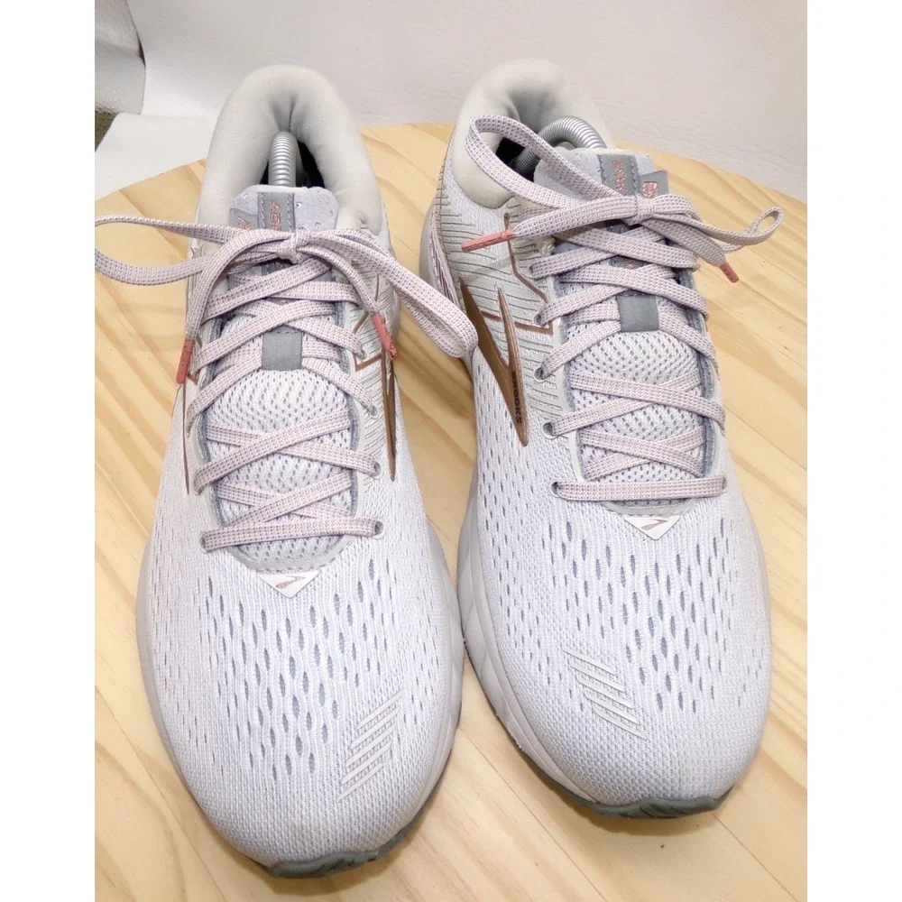 Brooks Adrenaline GTS 19 Running Shoes Womens Gray Rose Gold Size 11.5 Sneakers